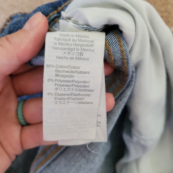 Madewell Curvy High Rise Skinny Distressed Jean Drop Step Hem Edition . Size 34P - Picture 5 of 11